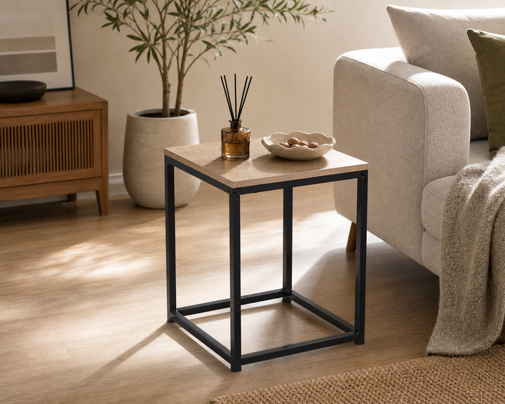 Mesita Auxiliar Metal Ordesa 40x40x50 cm con Estilo Moderno